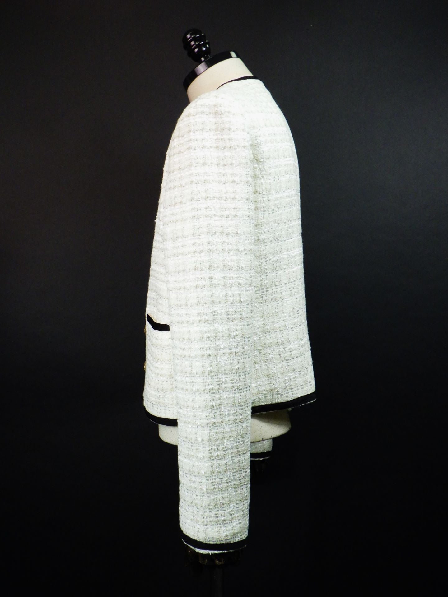 GALAABEND　ノーカラークロップドベルボーイジャケット　2502H2043-WH