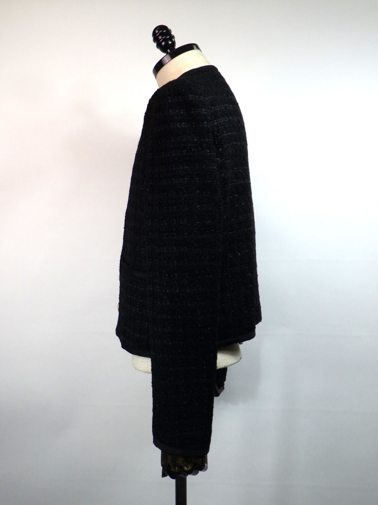 GALAABEND　ノーカラークロップドベルボーイジャケット　2502H2043-BK