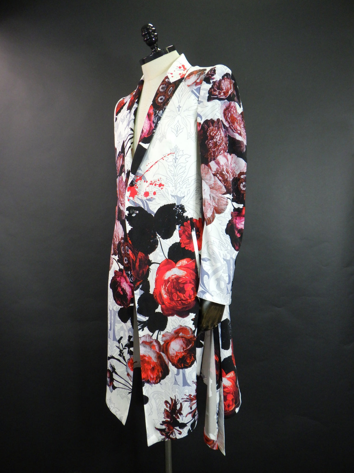 kiryuyrik　Goth Flora Suede Satin Flare Jacket　KW-HJ47-900-WHT
