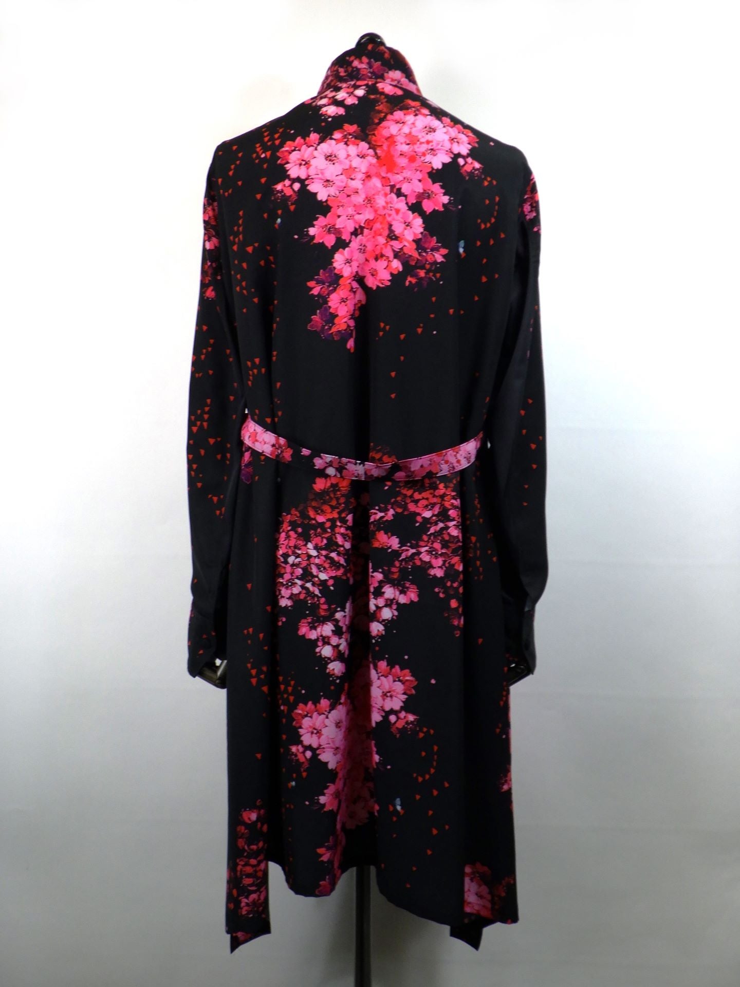 kiryuyrik SAKURAデシンフレアシャツ KU-HB25-900 – KAWANO