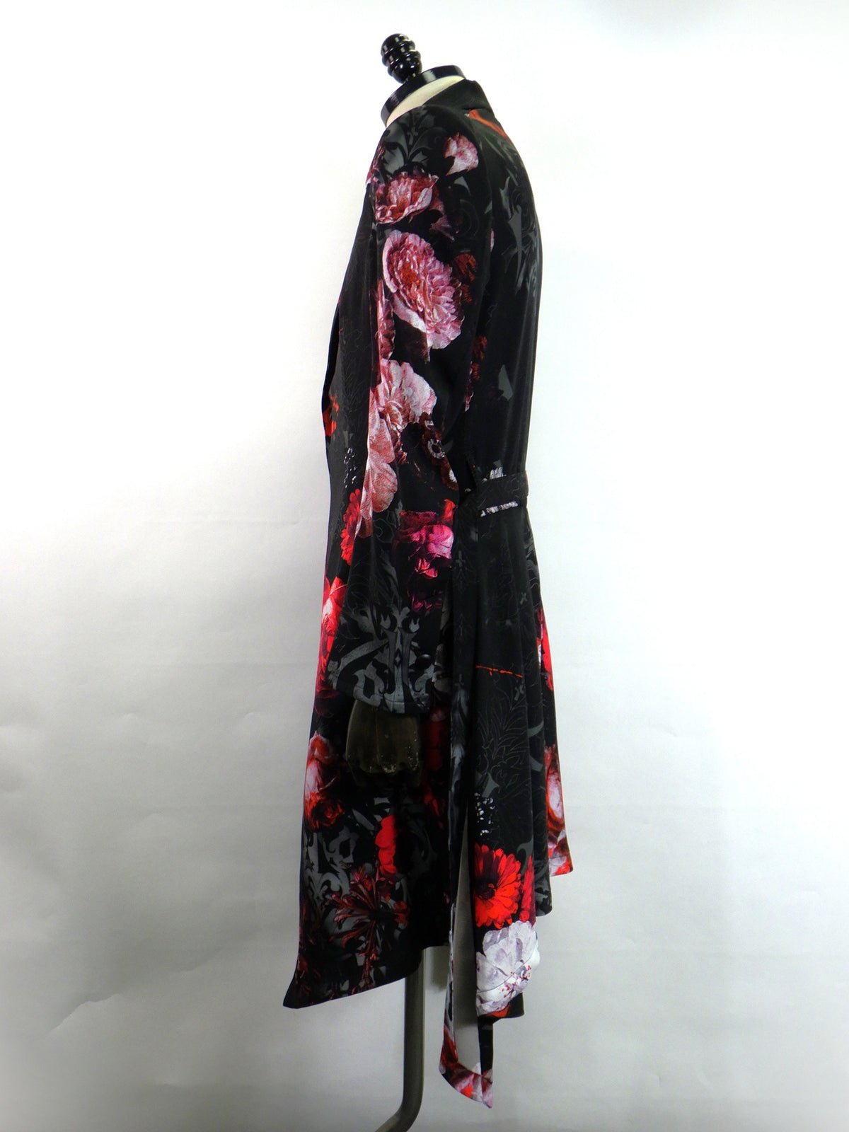 kiryuyrik　Goth Flora Suede Satin Flare Jacket　KW-HJ47-900-BK