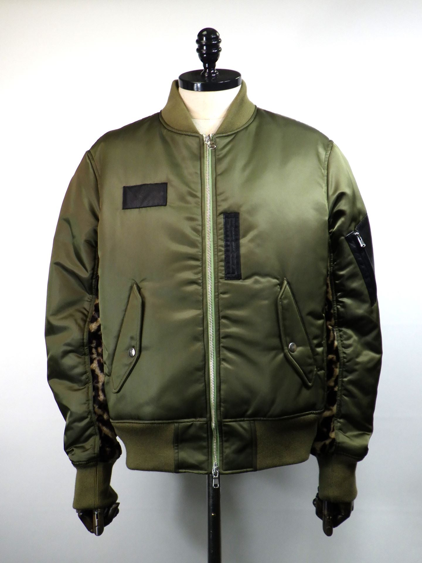 ACANTHUS　LIMONTA NYLON MA-1　JK2202LEO-OLV･LP