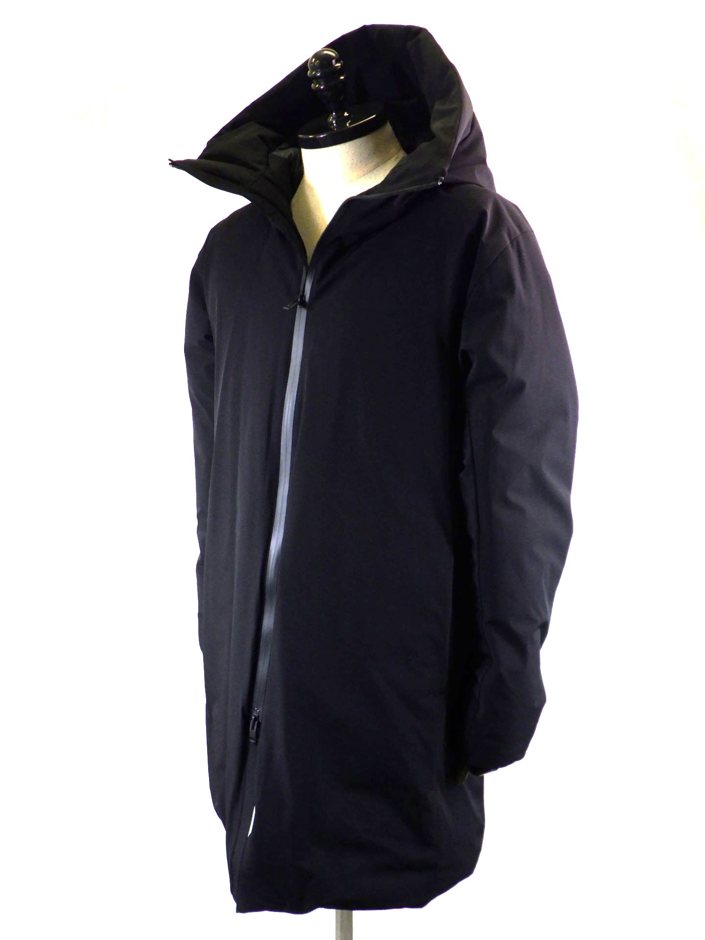 ATTACHMENT　レイヤーライトタフタフーデットダウンコート　AC52-099