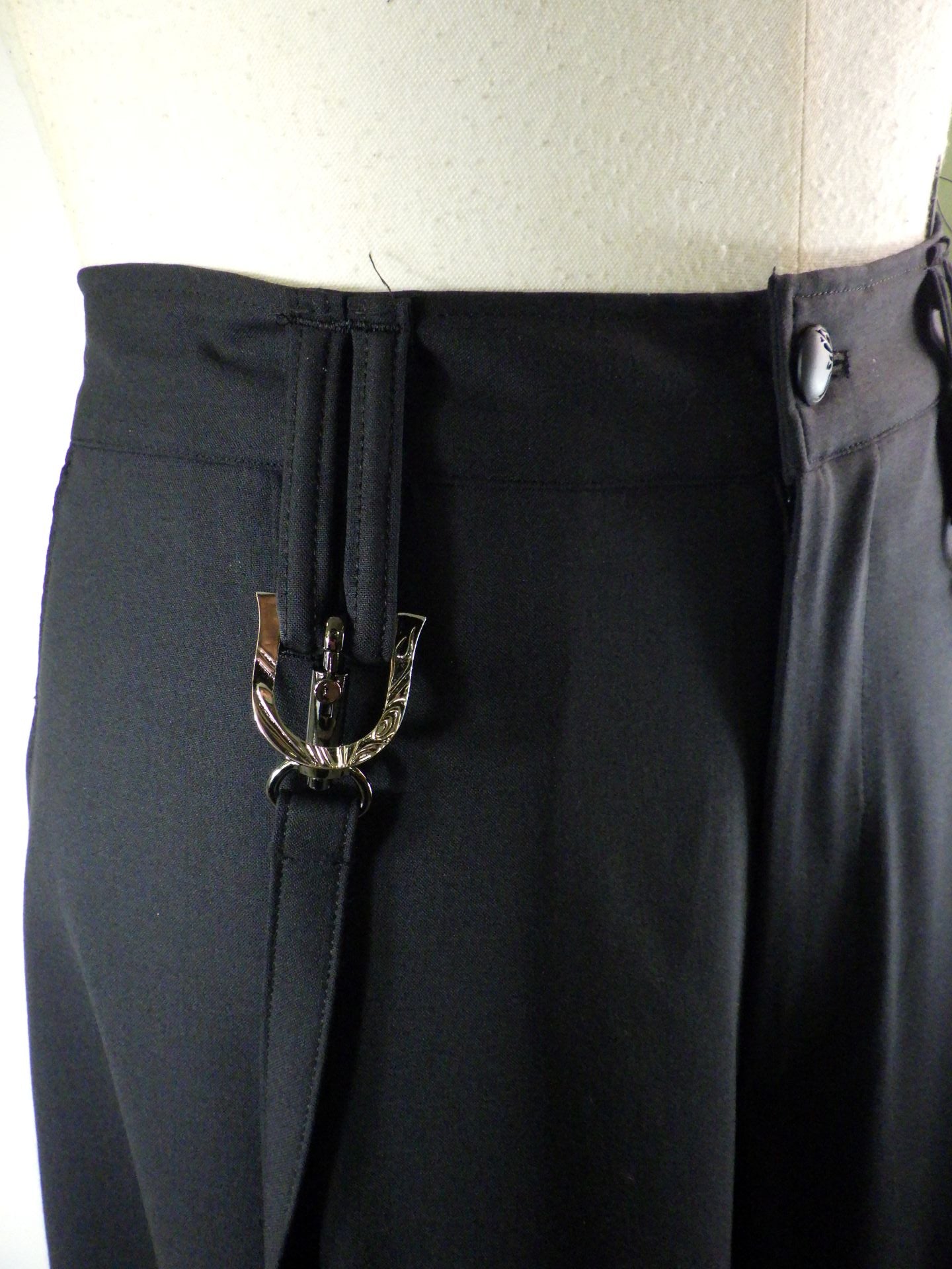 kiryuyrik　TWSトロピカルサスペンダーワイドタックスラックス　KU-HP63-910