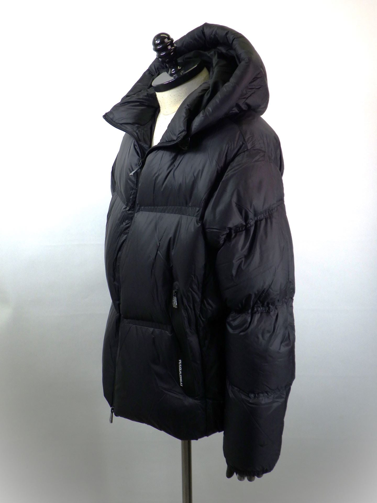 1PIU1UGUALE3 RELAX　スーパーライトテックダウンジャケットブルゾン　USO-25151