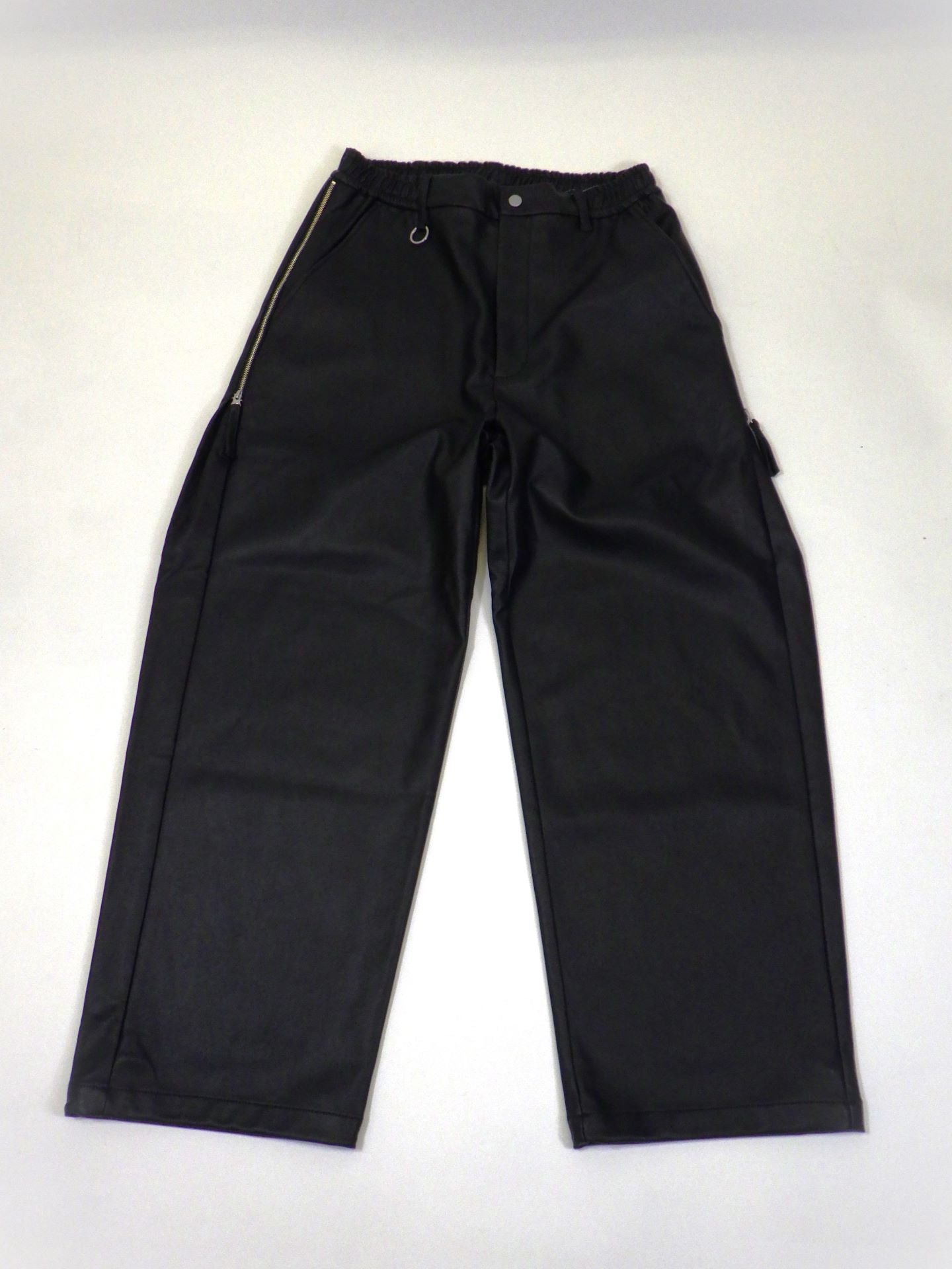 SUPERTHANKS　フェイクレザーサイドジップワイドパンツ　ST254PT01A