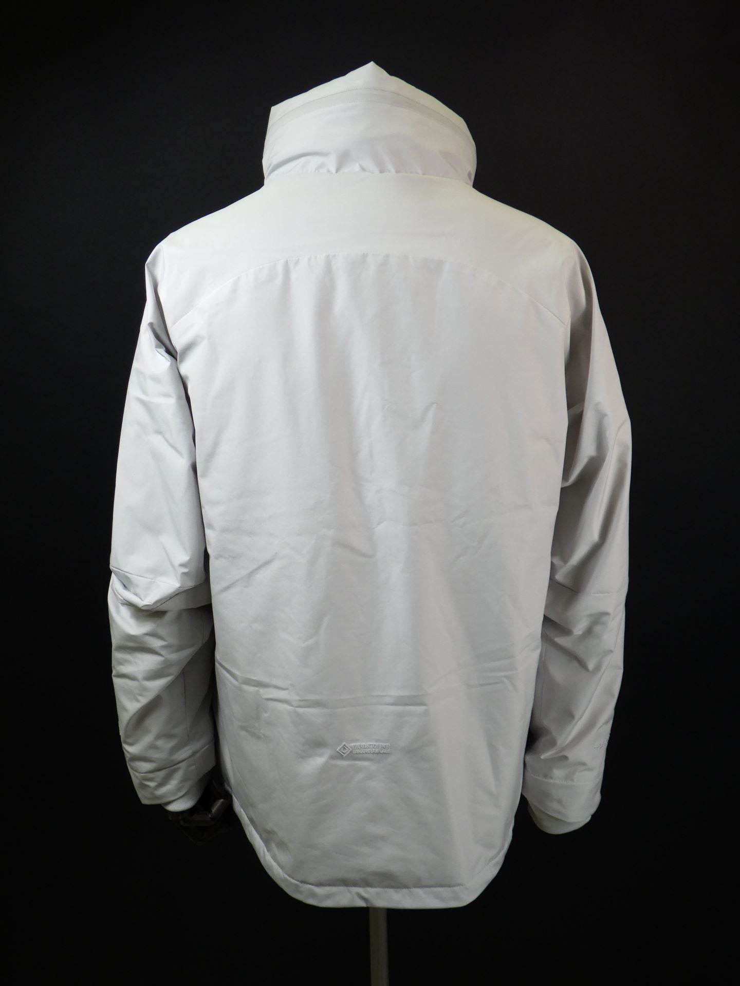 1PIU1UGUALE3 RELAX　スタンドネックダウンジャケットブルゾン WINDSTOPPER プロダクト by GORE-TEX LABS　USO-25132-WH