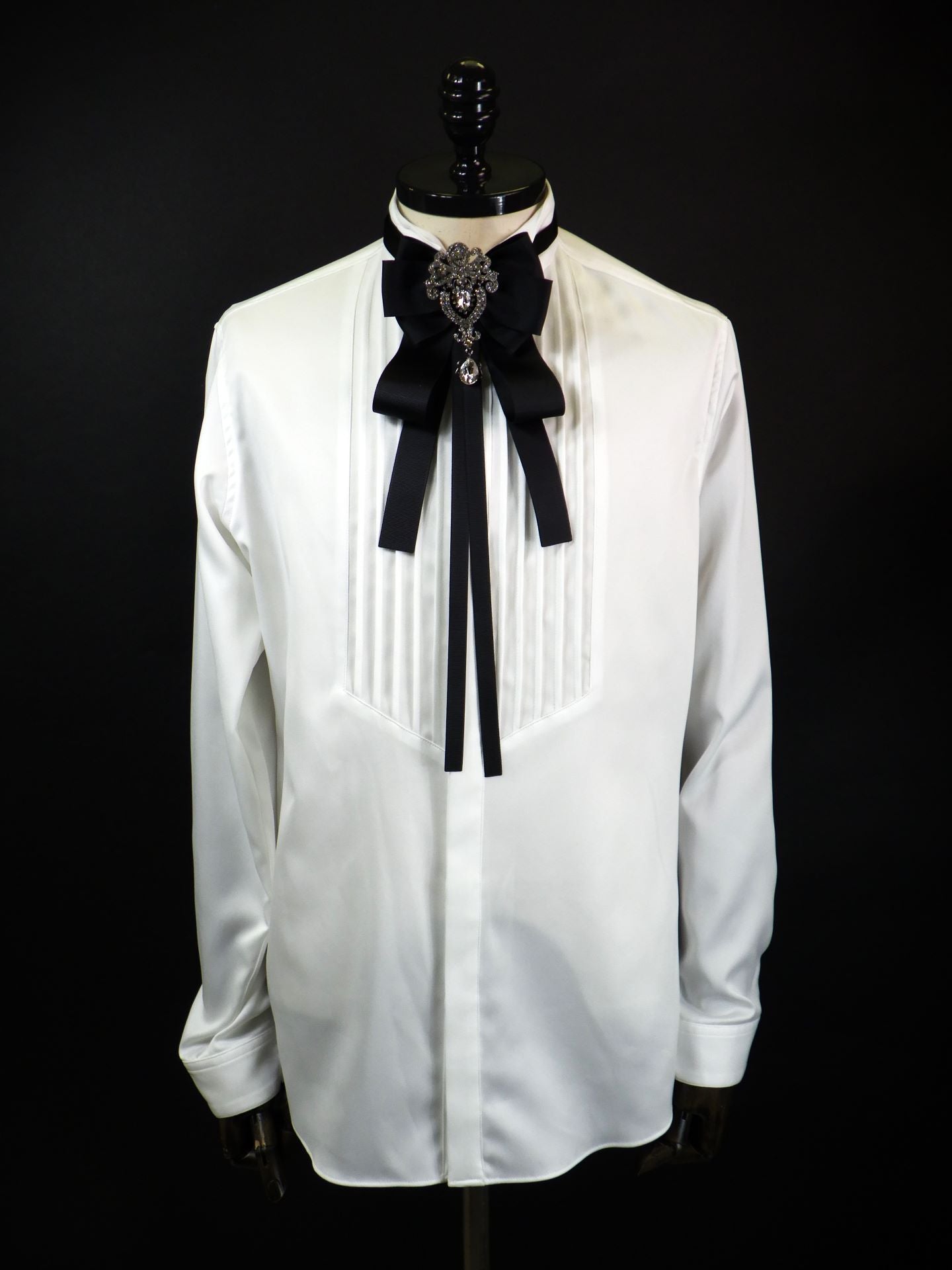 SOS TE NUTO　ブローチ付きリボンタイ　2619Z05