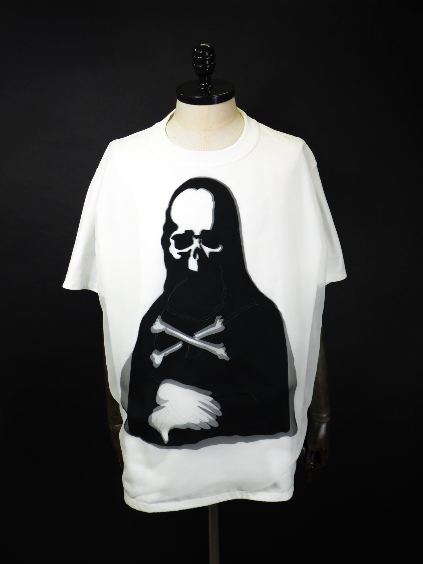 TRIPPY ART　TRIPPY ART×mastermind JAPANコラボレーションモチーフTEE'MONALIZA'　TRMM-001-WH