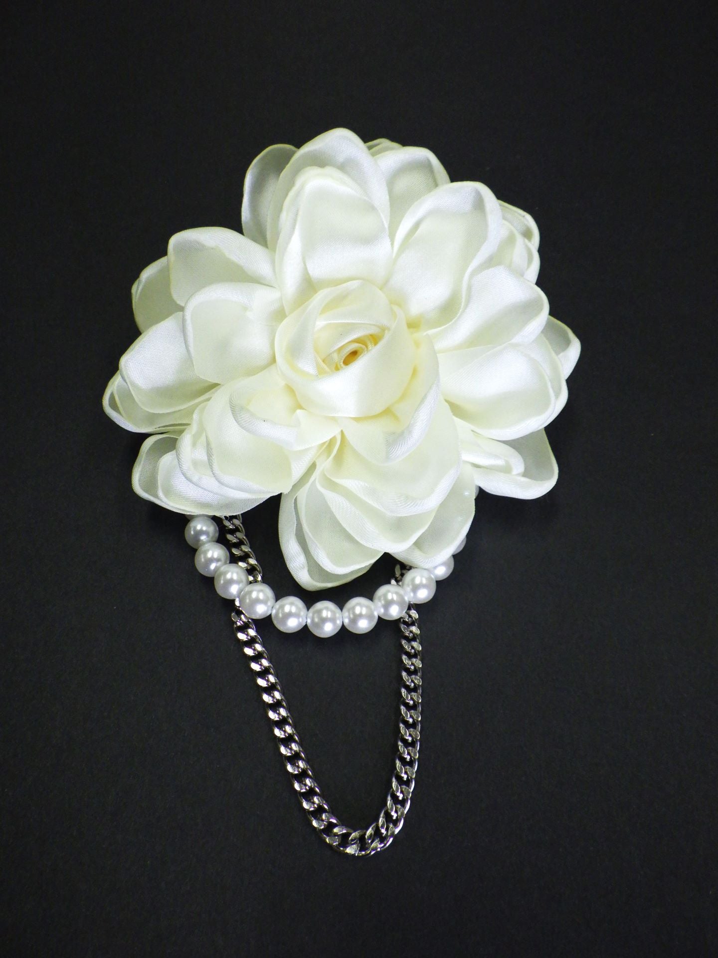 SOS TE NUTO　ソフトカメリアコサージュ　2619Z20