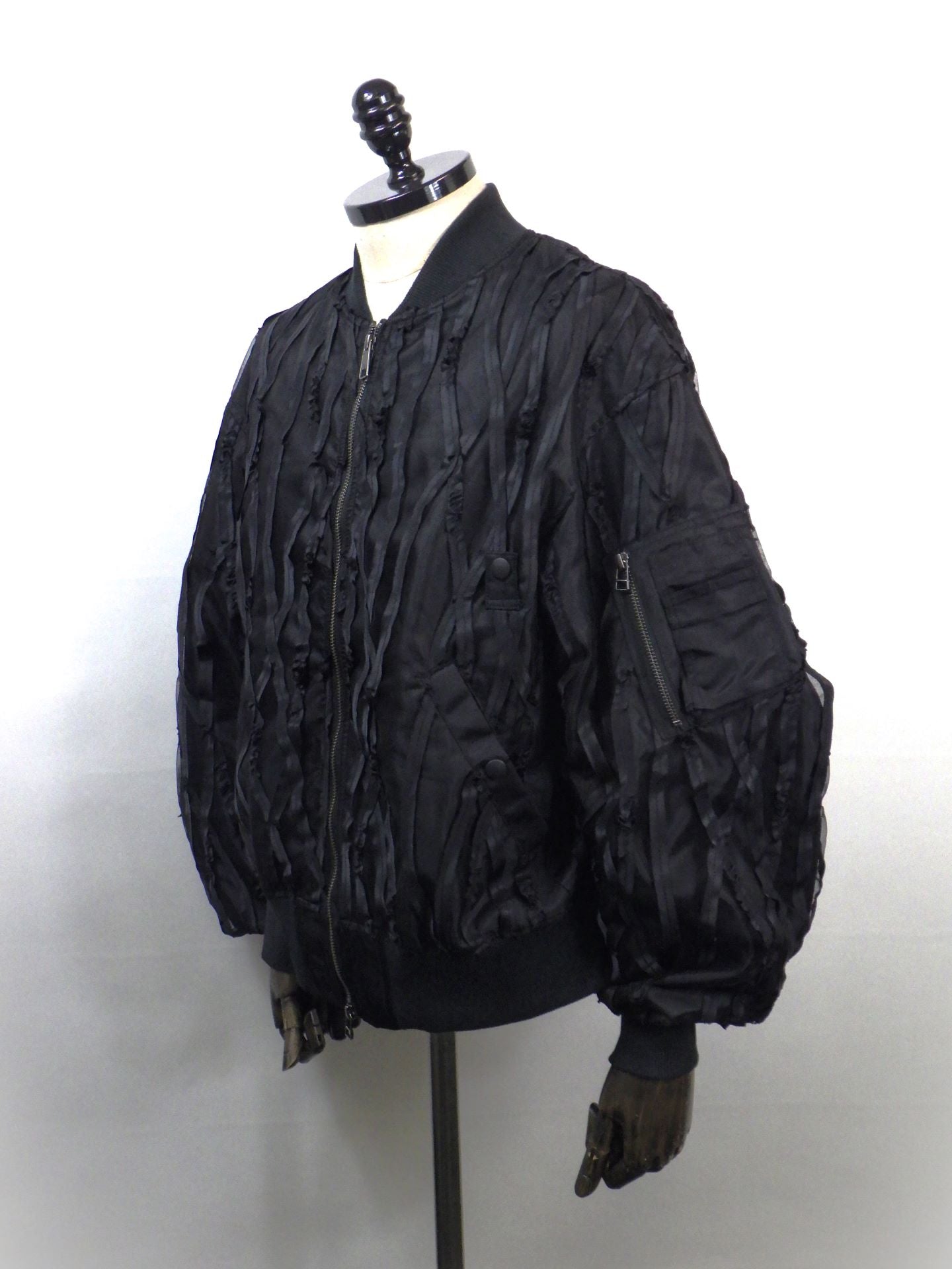 meagratia　ナイロンテープエンブロイダリーMA-1ブルゾン　26291-0203