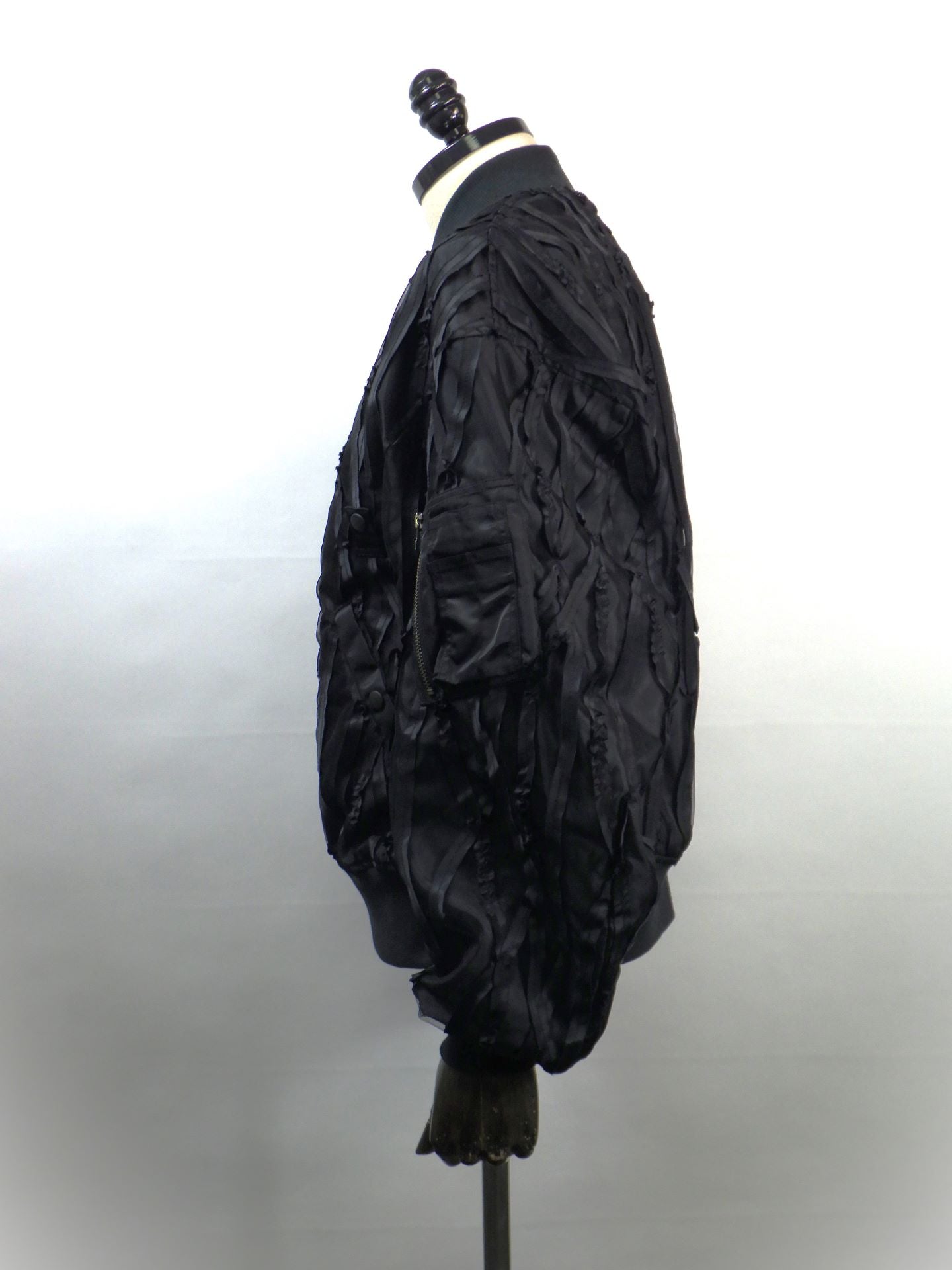 meagratia　ナイロンテープエンブロイダリーMA-1ブルゾン　26291-0203