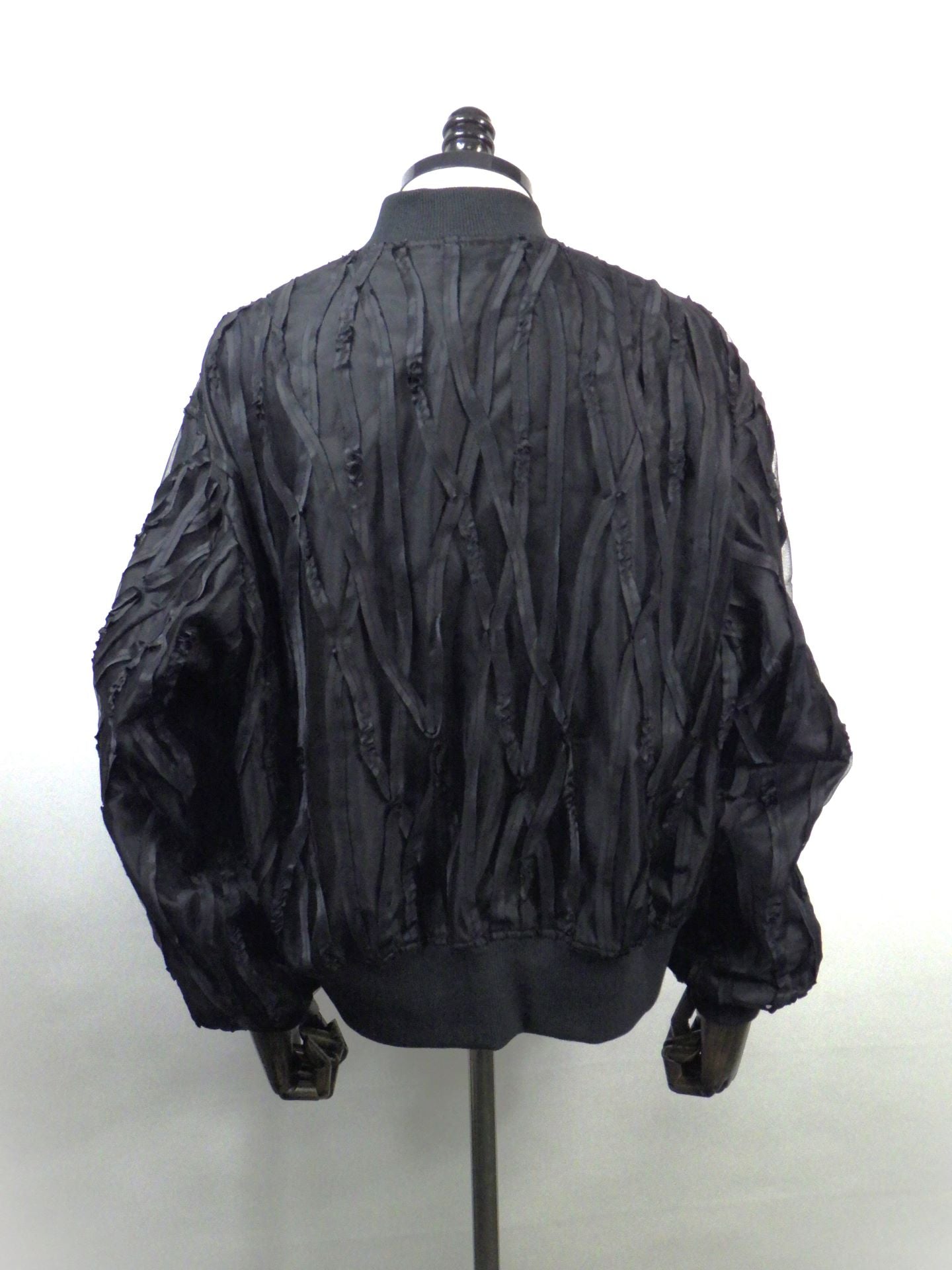 meagratia　ナイロンテープエンブロイダリーMA-1ブルゾン　26291-0203