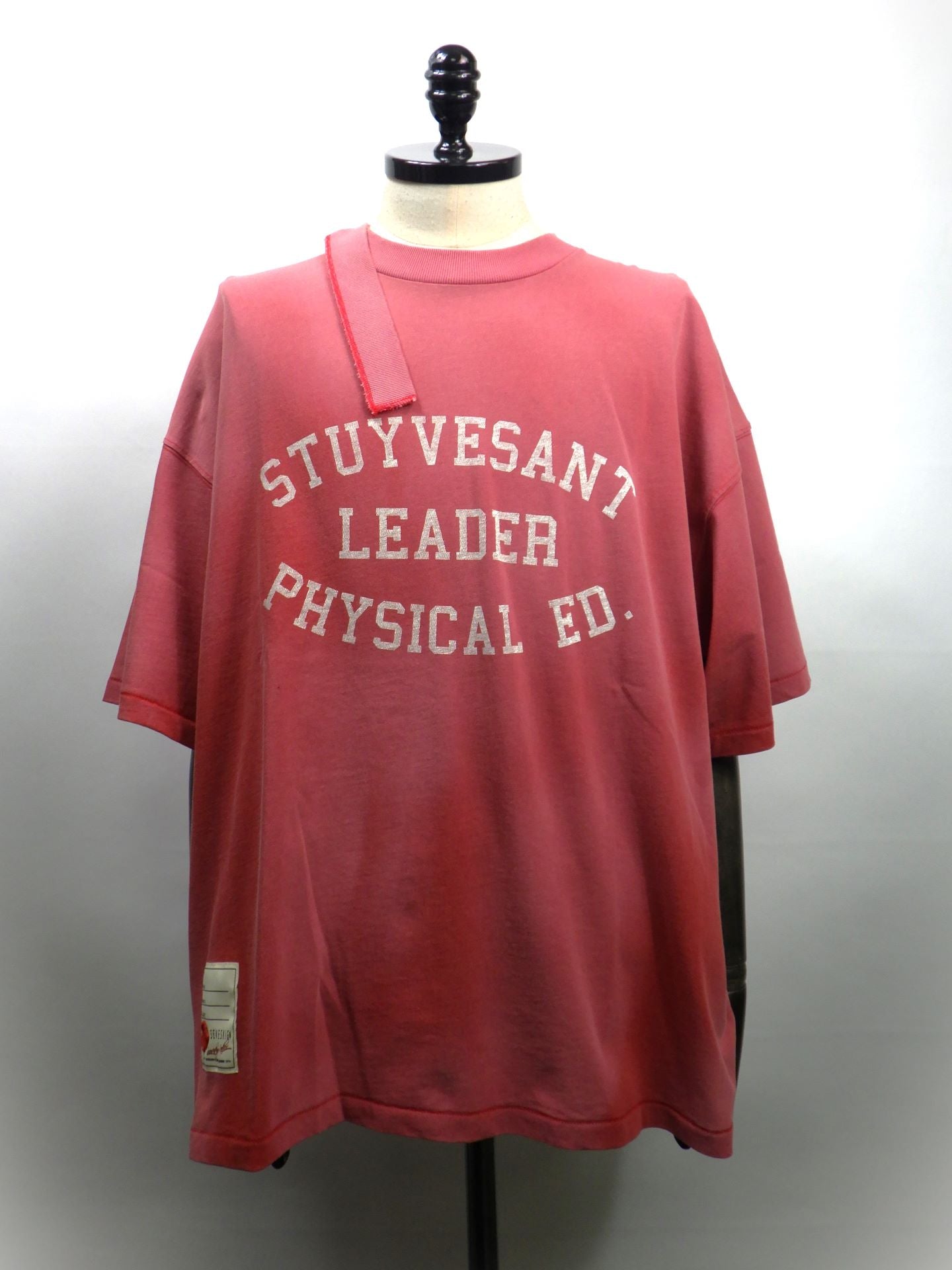 SEVESKIG　Stuyvesant College S/SL Tee　CT-SV-NRS-1002-RED