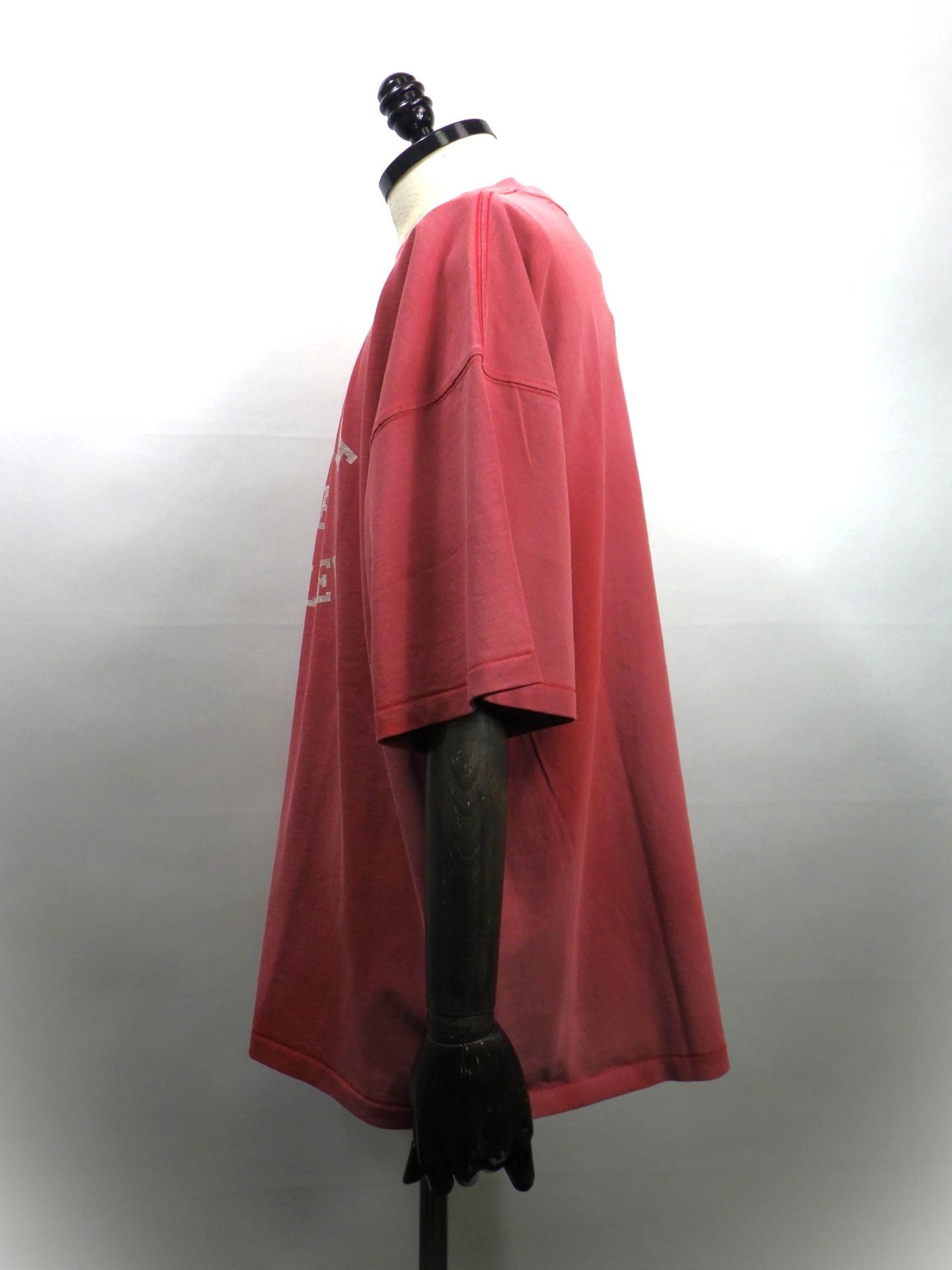 SEVESKIG　Stuyvesant College S/SL Tee　CT-SV-NRS-1002-RED