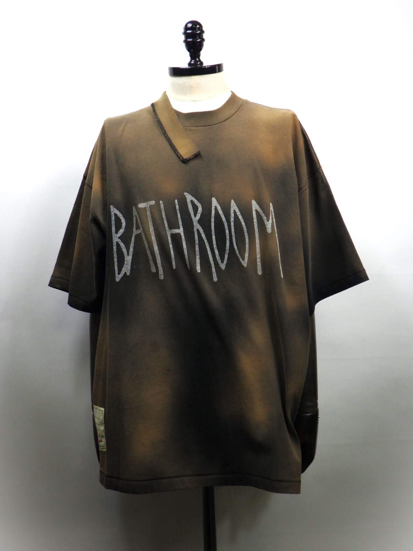 SEVESKIG　Bathroom Graphic S/SL Tee　CT-SV-NRS-1003