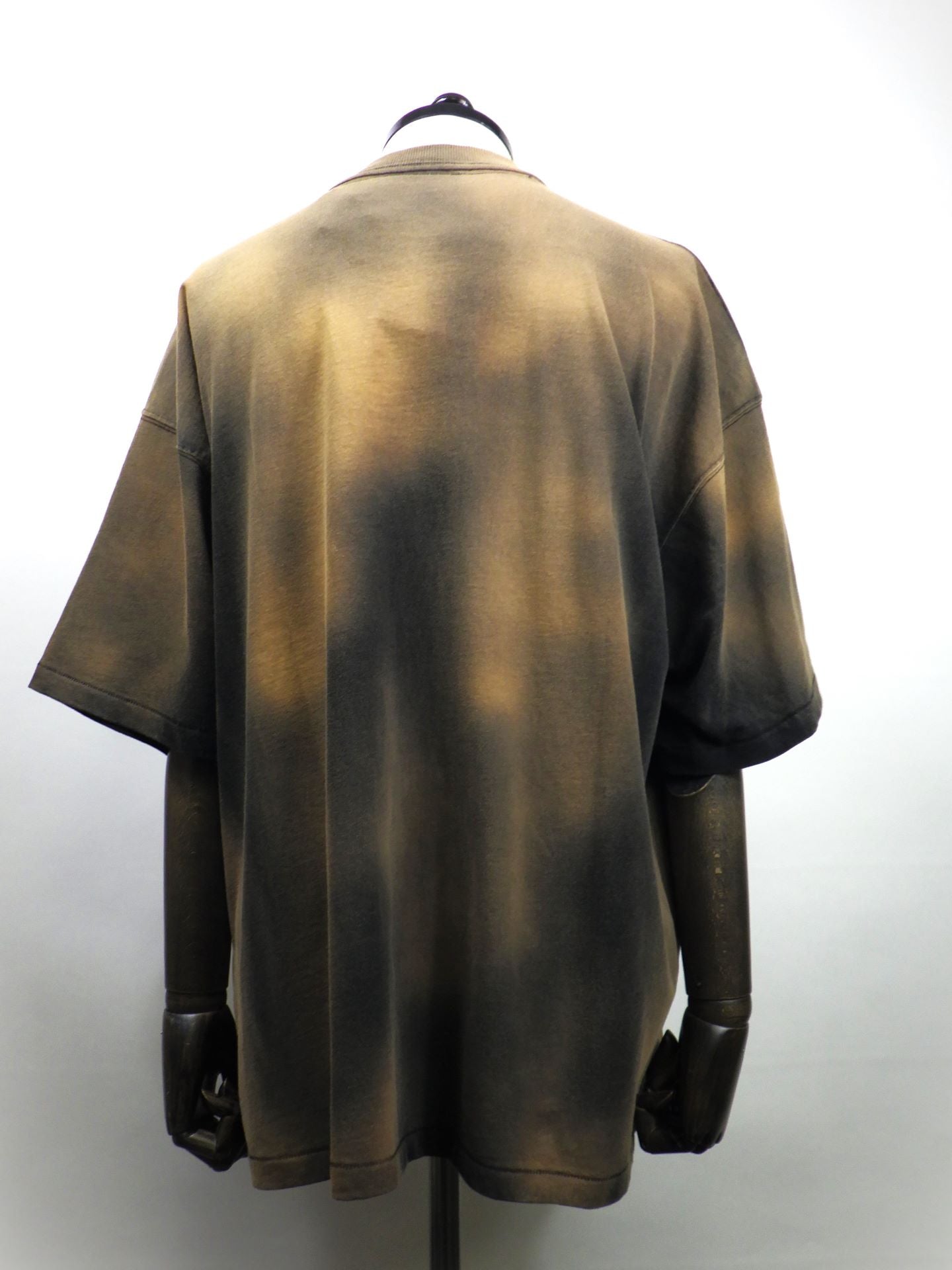 SEVESKIG　Bathroom Graphic S/SL Tee　CT-SV-NRS-1003