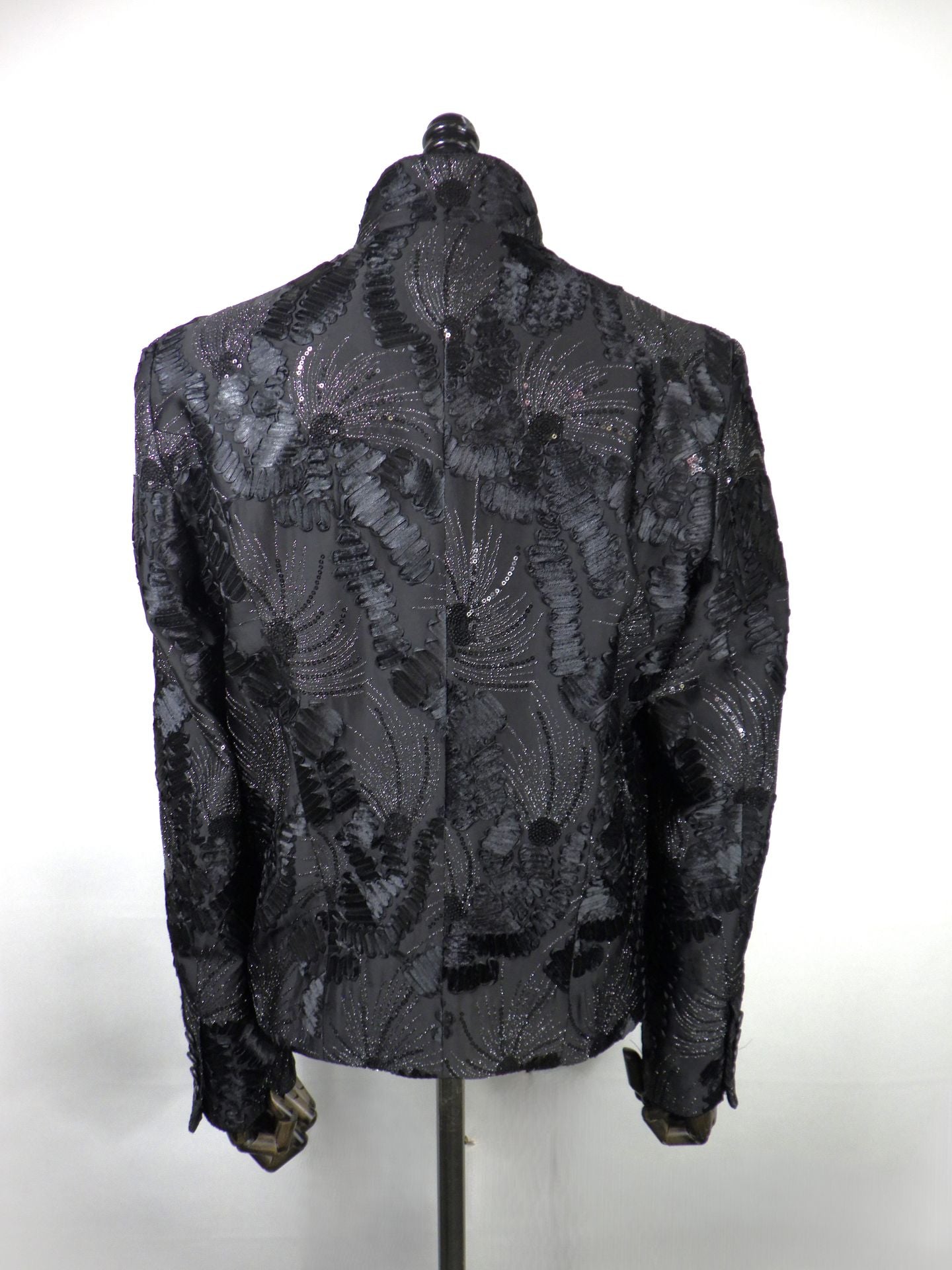 SOS TE NUTO　リボンエンブロイダリーサテンスタンドカラージャケット　2613Z02