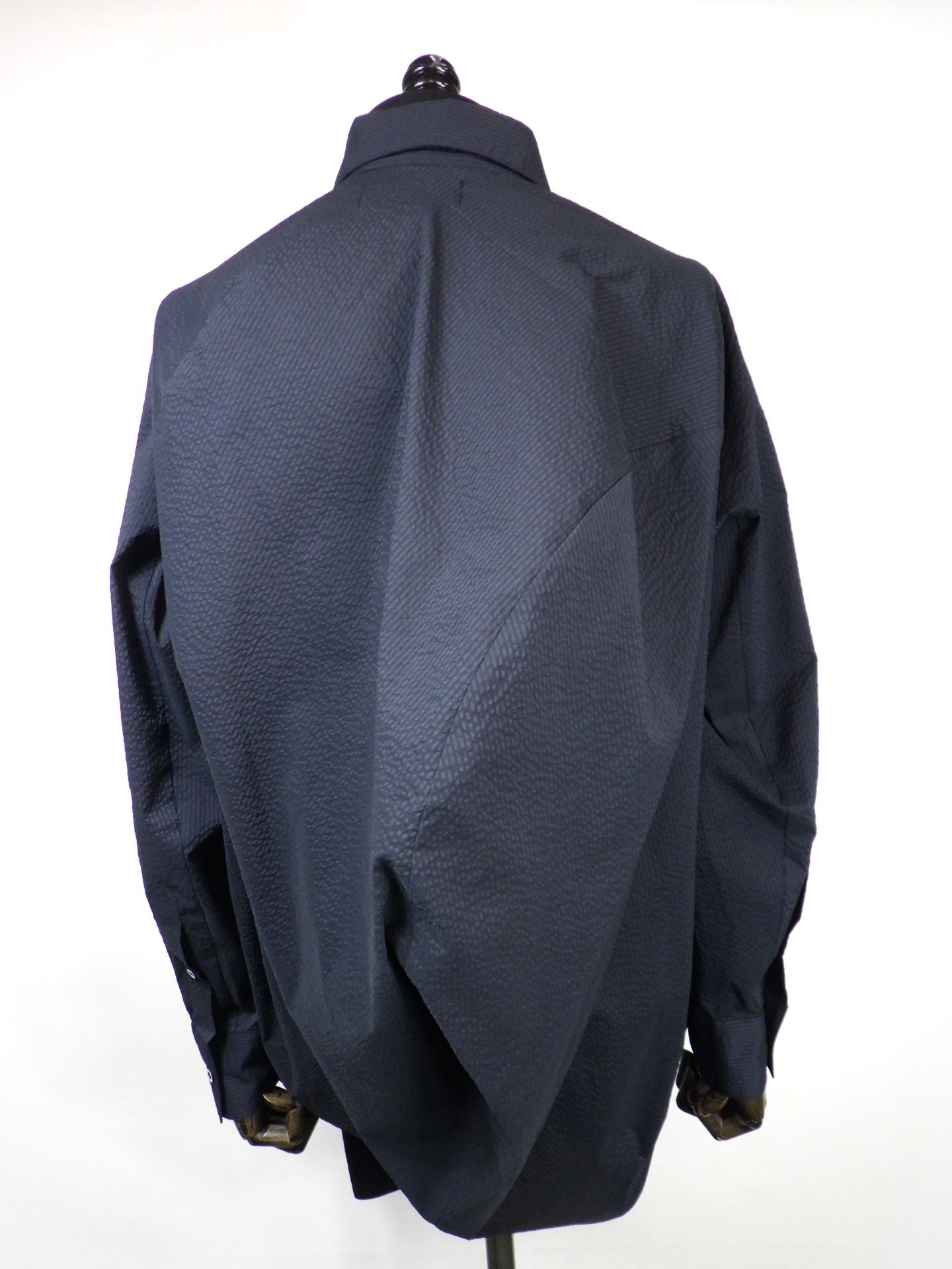 ANREALAGE　ボールシアサッカーシャツ　AZ261CW1107-BK