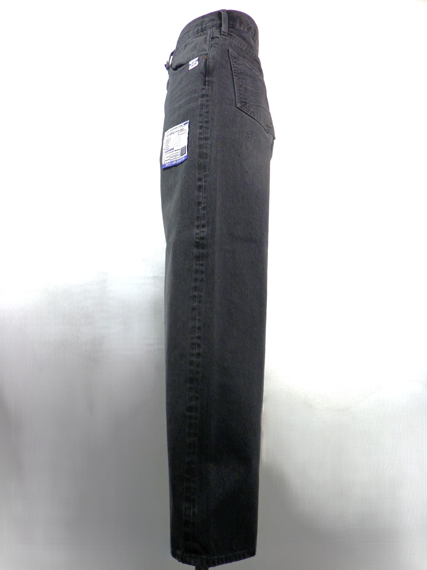 in・stru(men-tal).　ハードウォッシュセルビッジデニムストレートパンツ　I16PT082