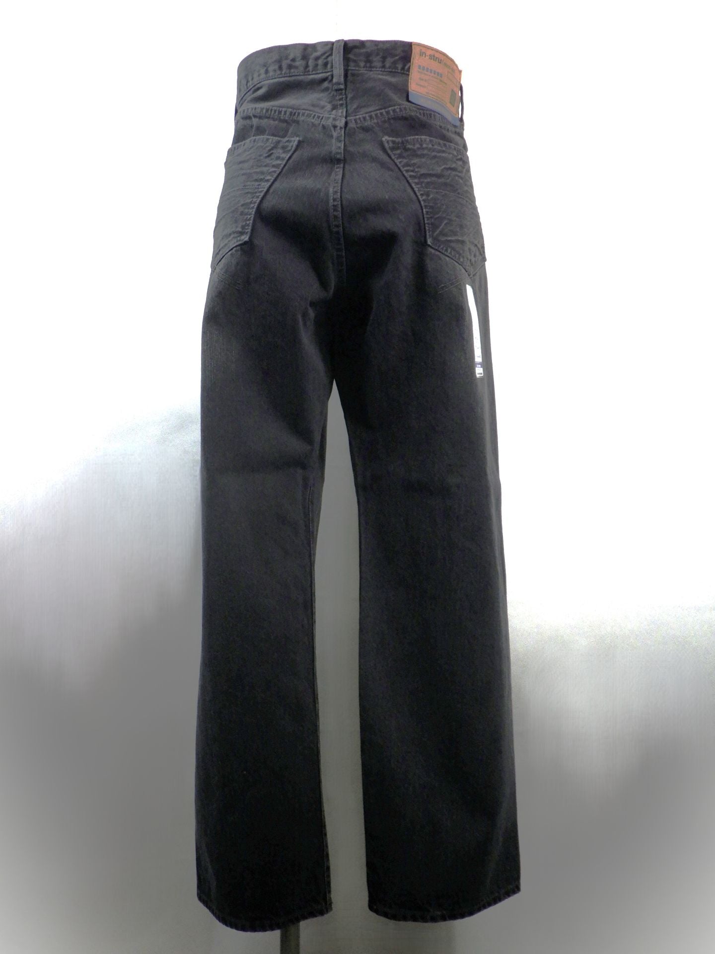 in・stru(men-tal).　ハードウォッシュセルビッジデニムストレートパンツ　I16PT082