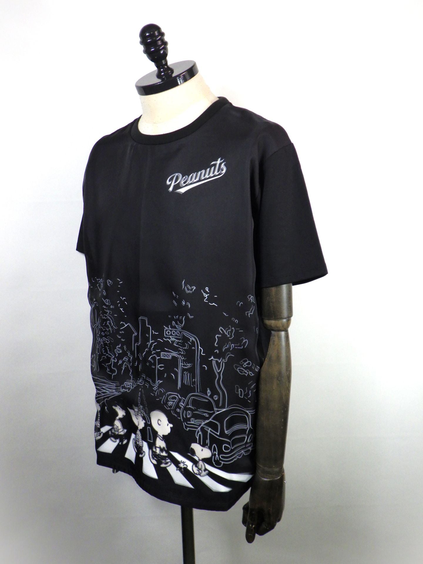 TRIPPY ART　PEANUTS CROSSING THE CROSSWALK Tシャツ　TR-098-BK