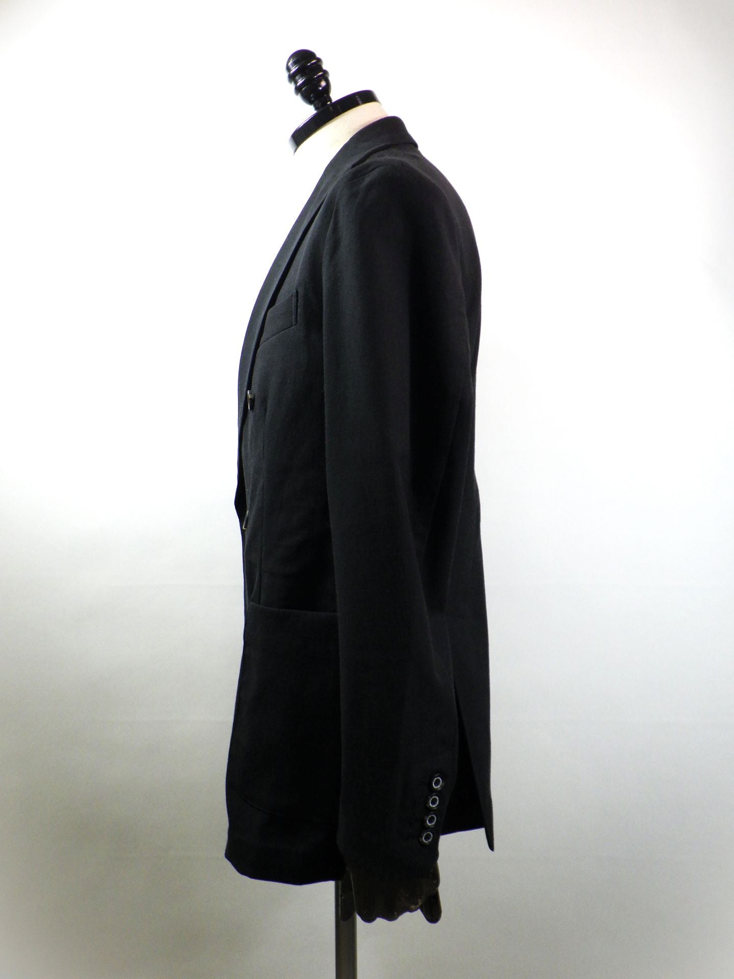 1PIU1UGUALE3 RELAX　リネンブレンドダブルピークドジャケット　USO-26008-BK