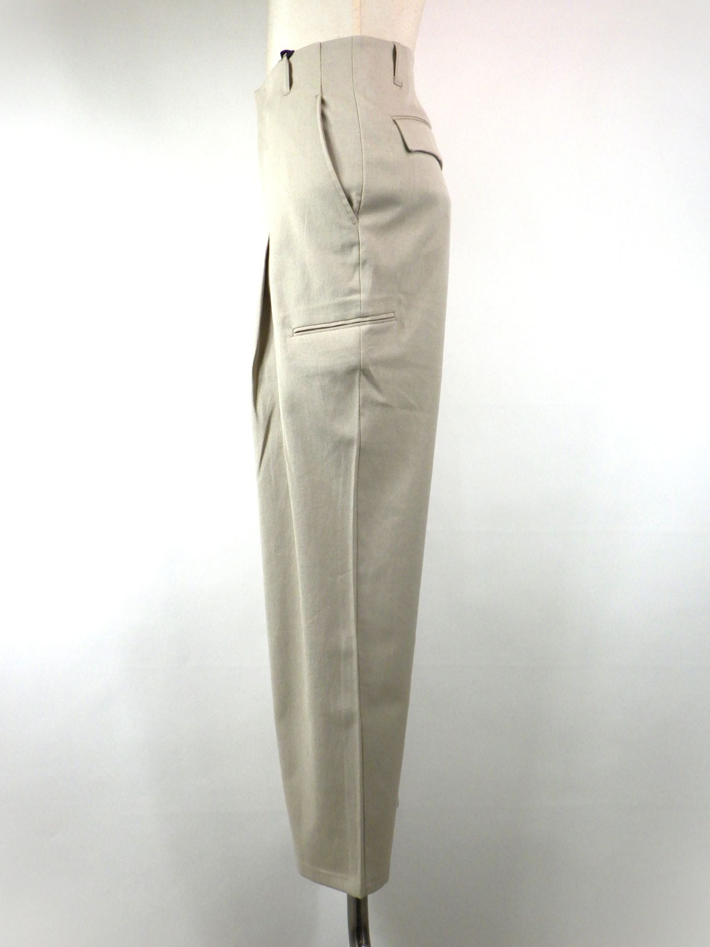 1PIU1UGUALE3 RELAX　リネンブレンドディープタックワイドパンツ　USB-26008-BEG