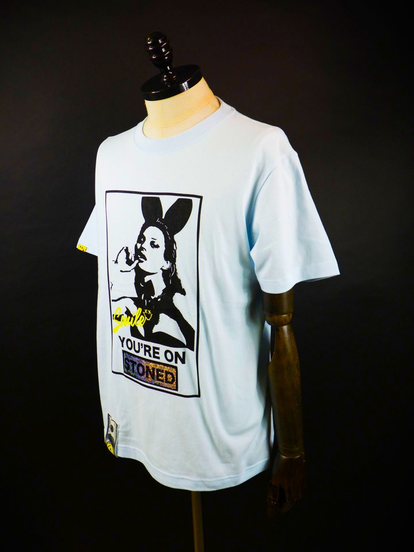 STUD MUFFIN　コットン天竺YOURE ON STONEDシークインSSシャツ　614-02875-BL