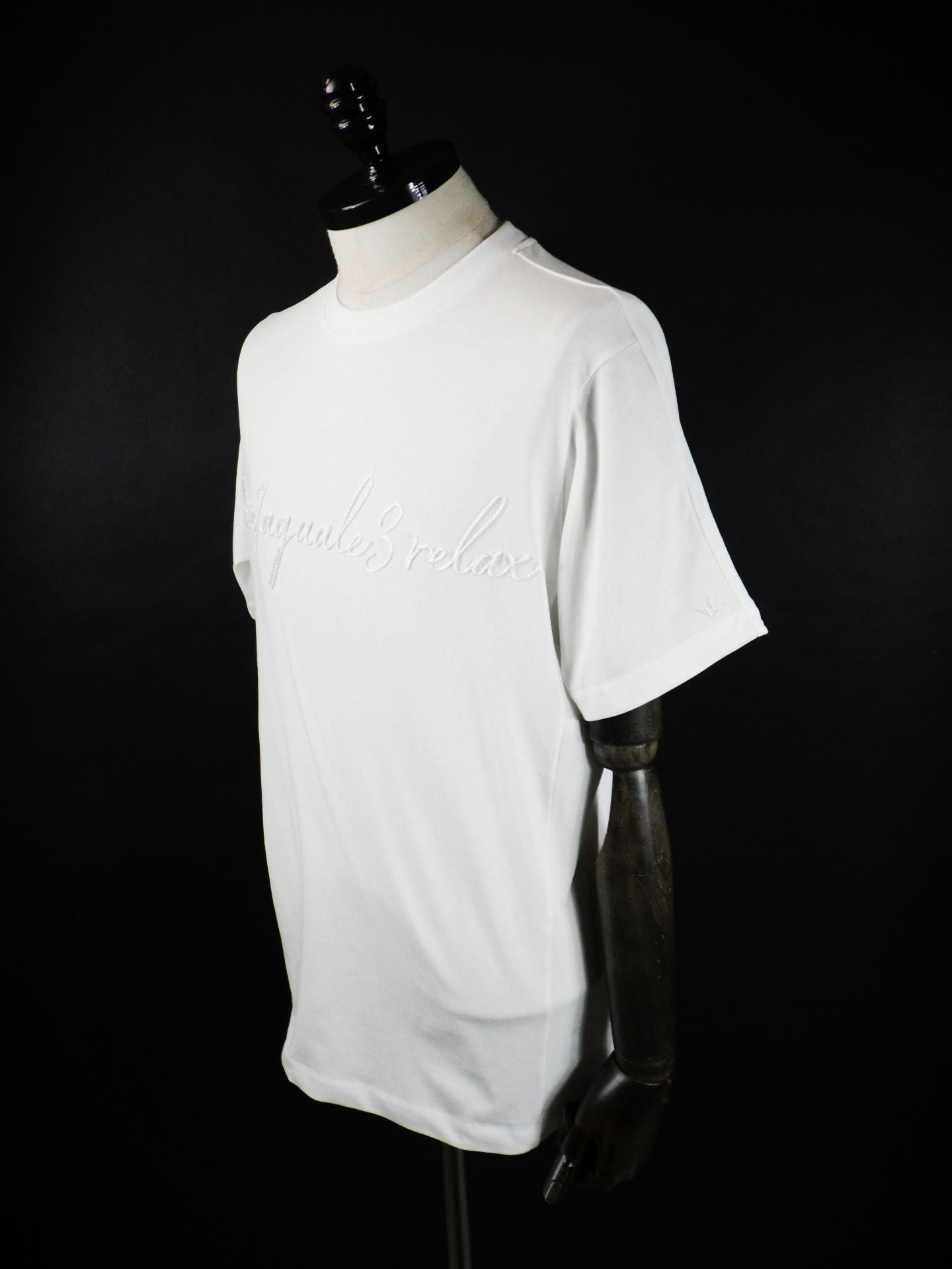 1PIU1UGUALE3 RELAX　ロープ刺繍ロゴ半袖Tシャツ　UST-26076-WH