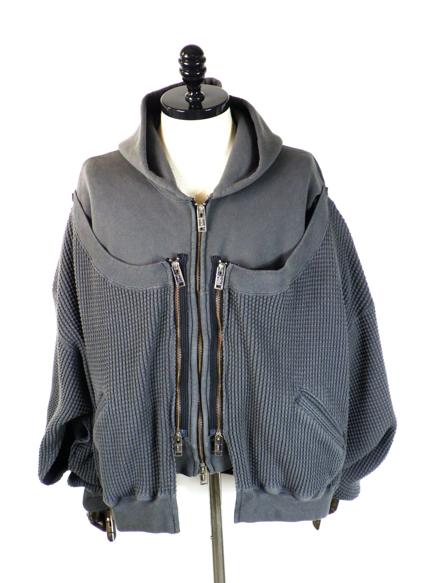 amok　トゥインワンスウェット　261033-BK