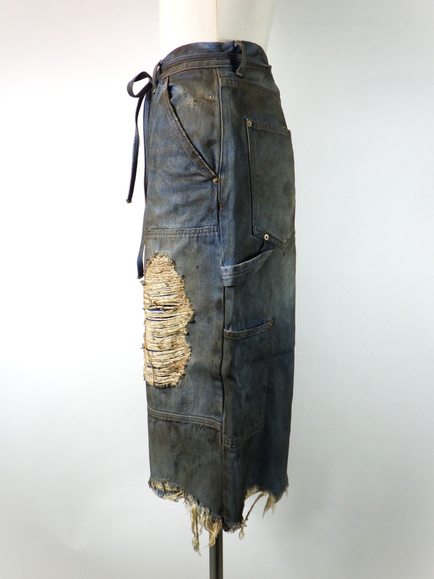 DISCOVERED　ダブルニーデニムショーツ　DC-SS26-PT-01-INDIGO