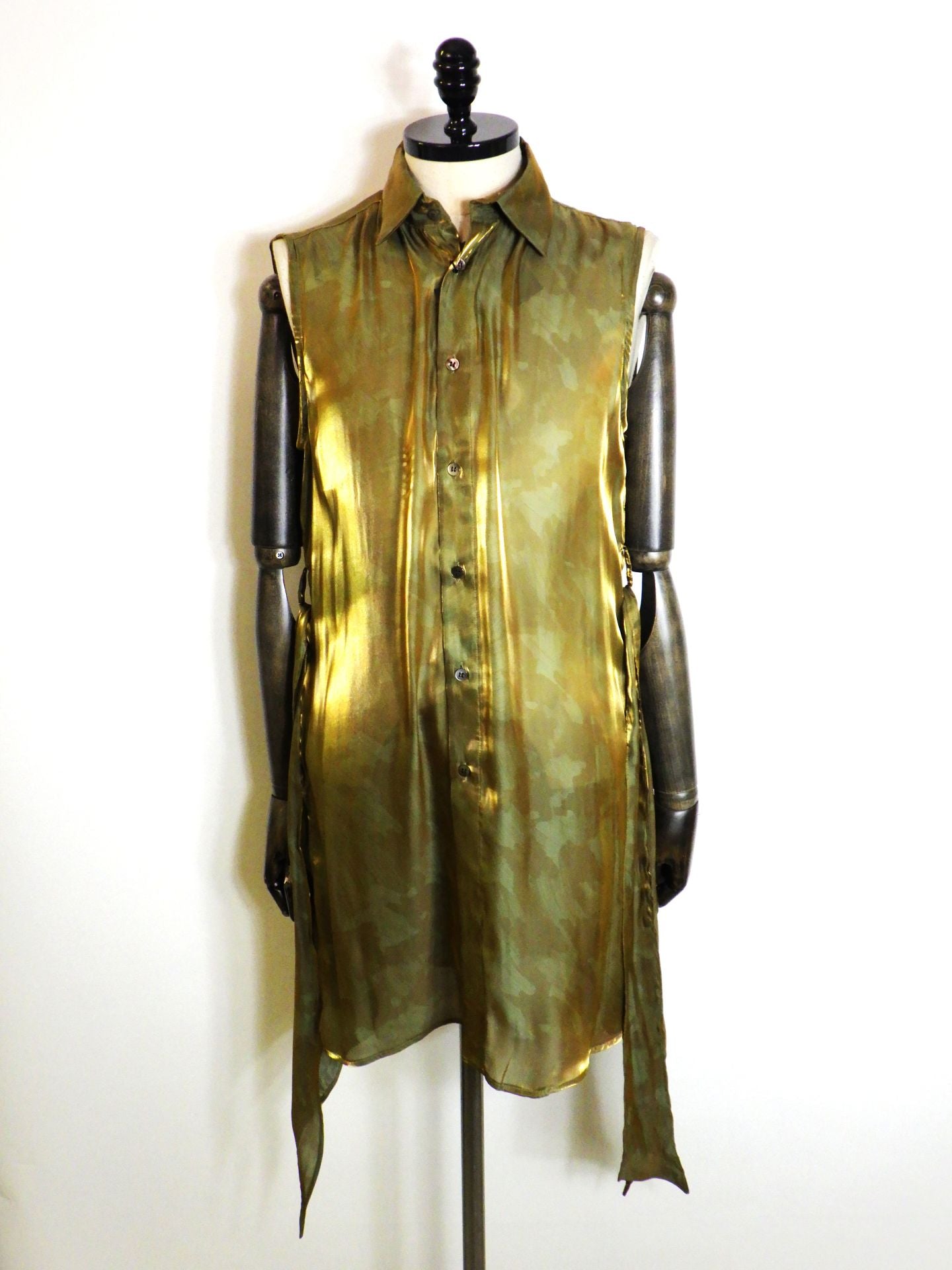 SOS TE NUTO　プラチナサテンノースリーブロングシャツ　2616D02