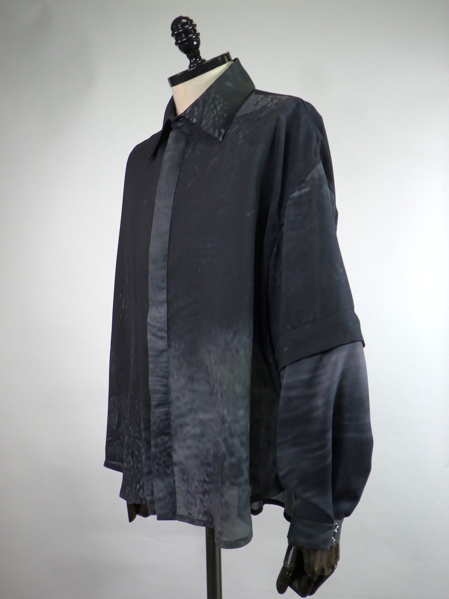 Licht Bestreben　オリジナルグラフィックデタッチャブルスリーブシャツ　LB26SS-SH11-KWN