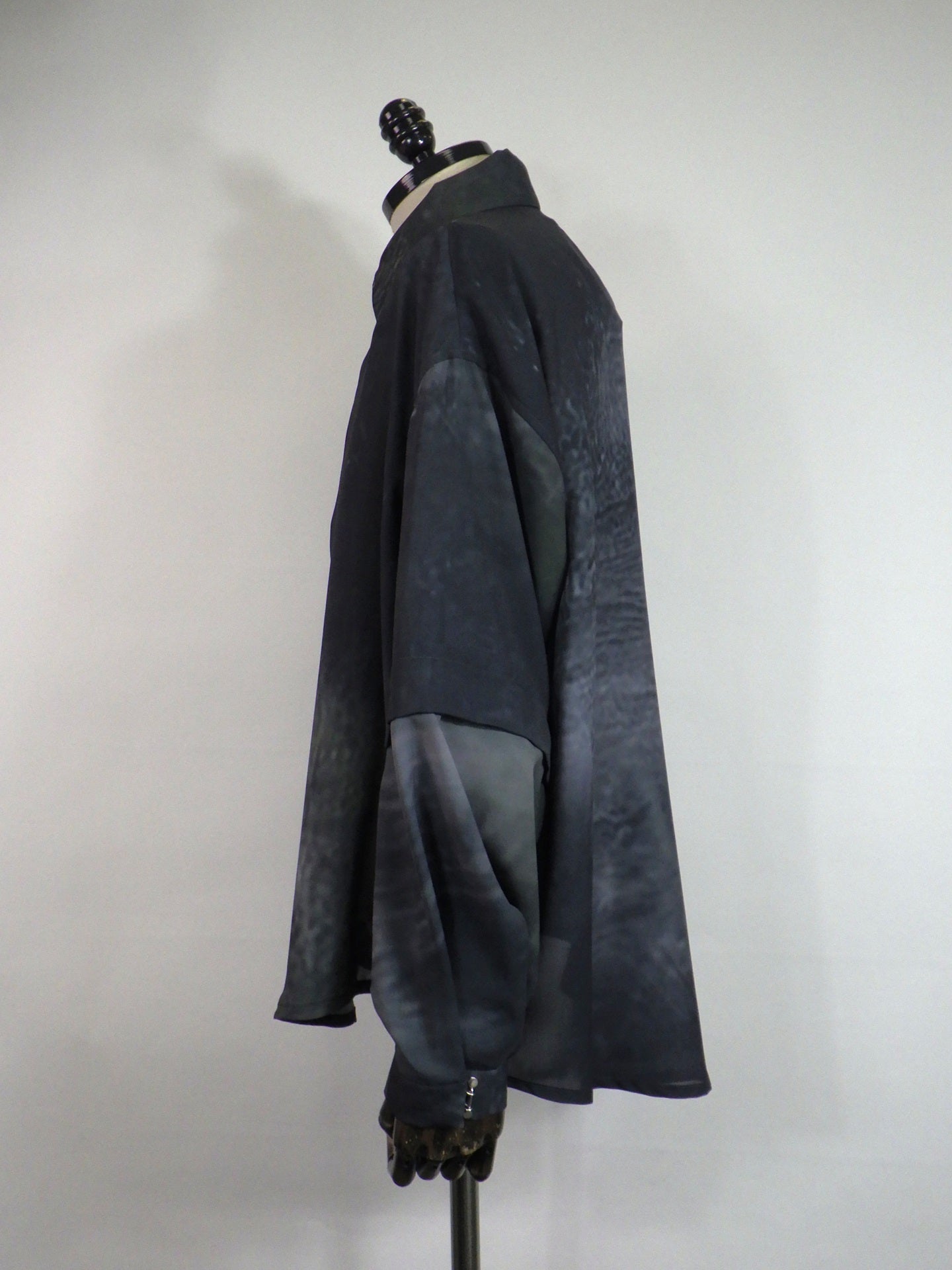 Licht Bestreben　オリジナルグラフィックデタッチャブルスリーブシャツ　LB26SS-SH11-KWN