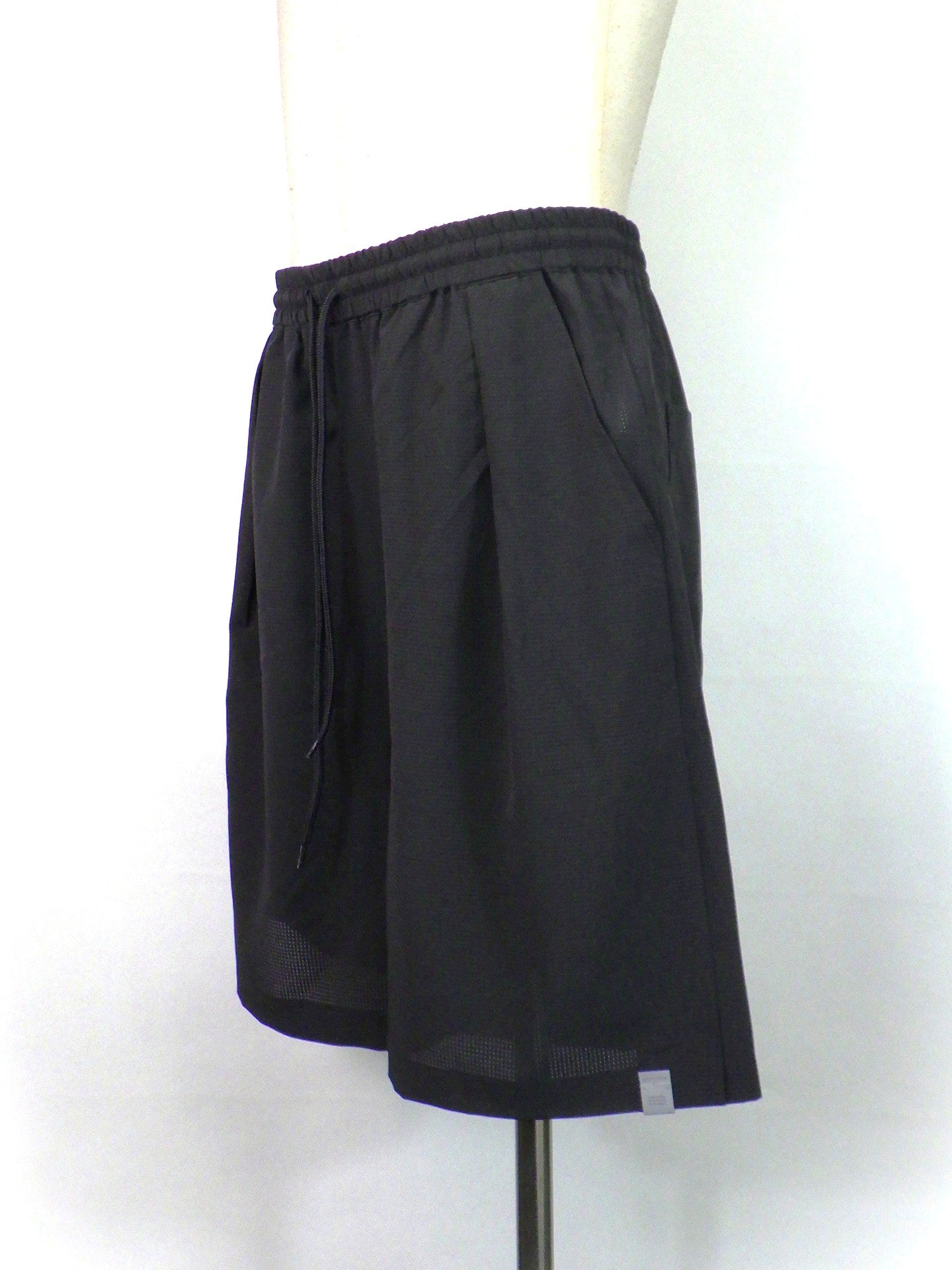 SUPERTHANKS　Technical easy shorts　ST262PT01-BK