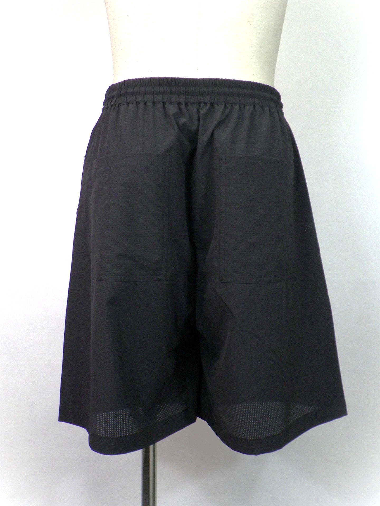 SUPERTHANKS　Technical easy shorts　ST262PT01-BK