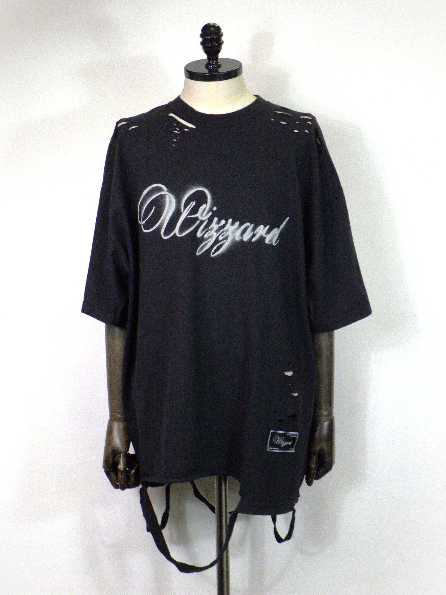 WIZZARD　ディストレスドグラフィックTシャツ　W26SS-GC050-BK