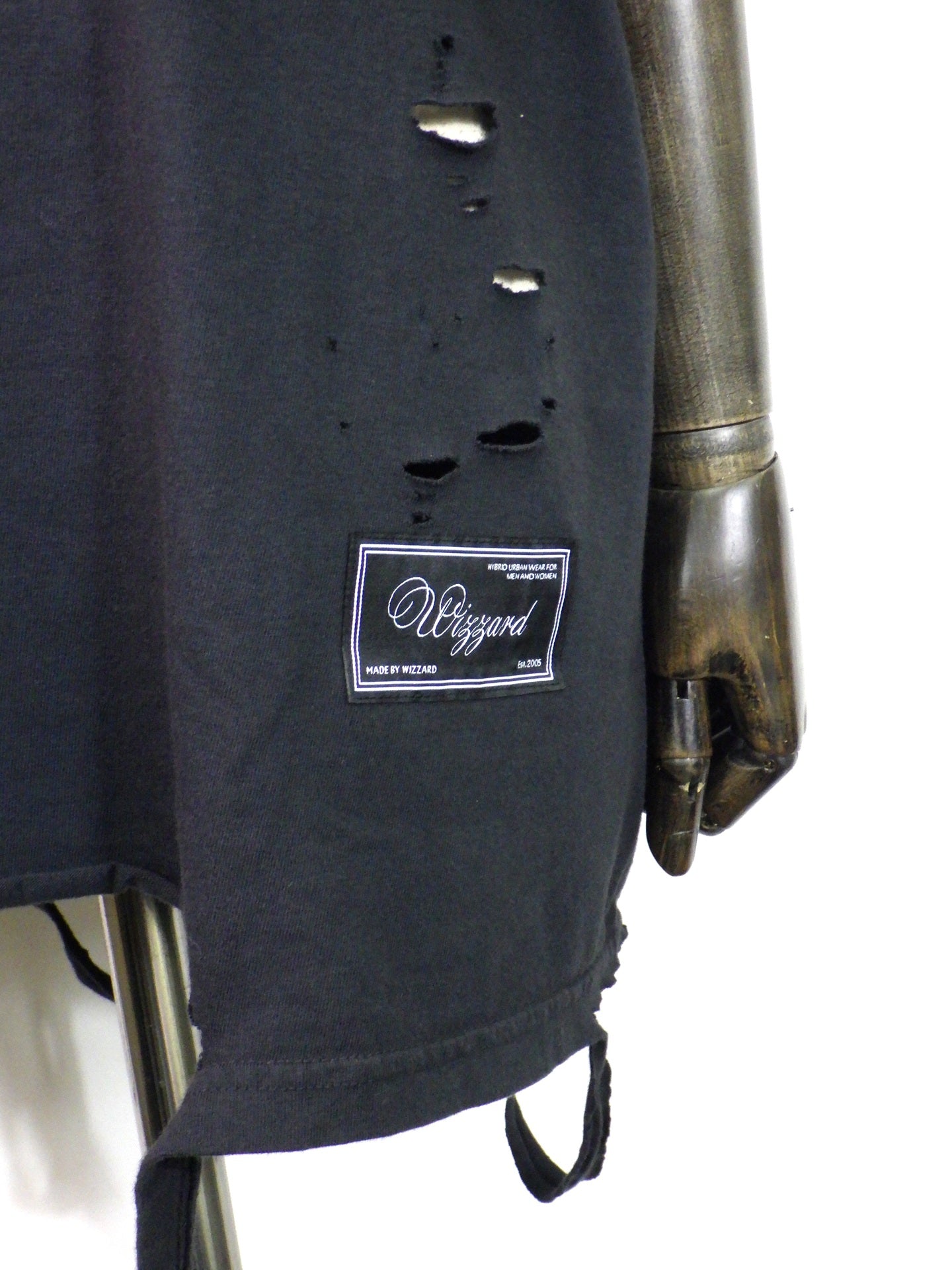 WIZZARD　ディストレスドグラフィックTシャツ　W26SS-GC050-BK