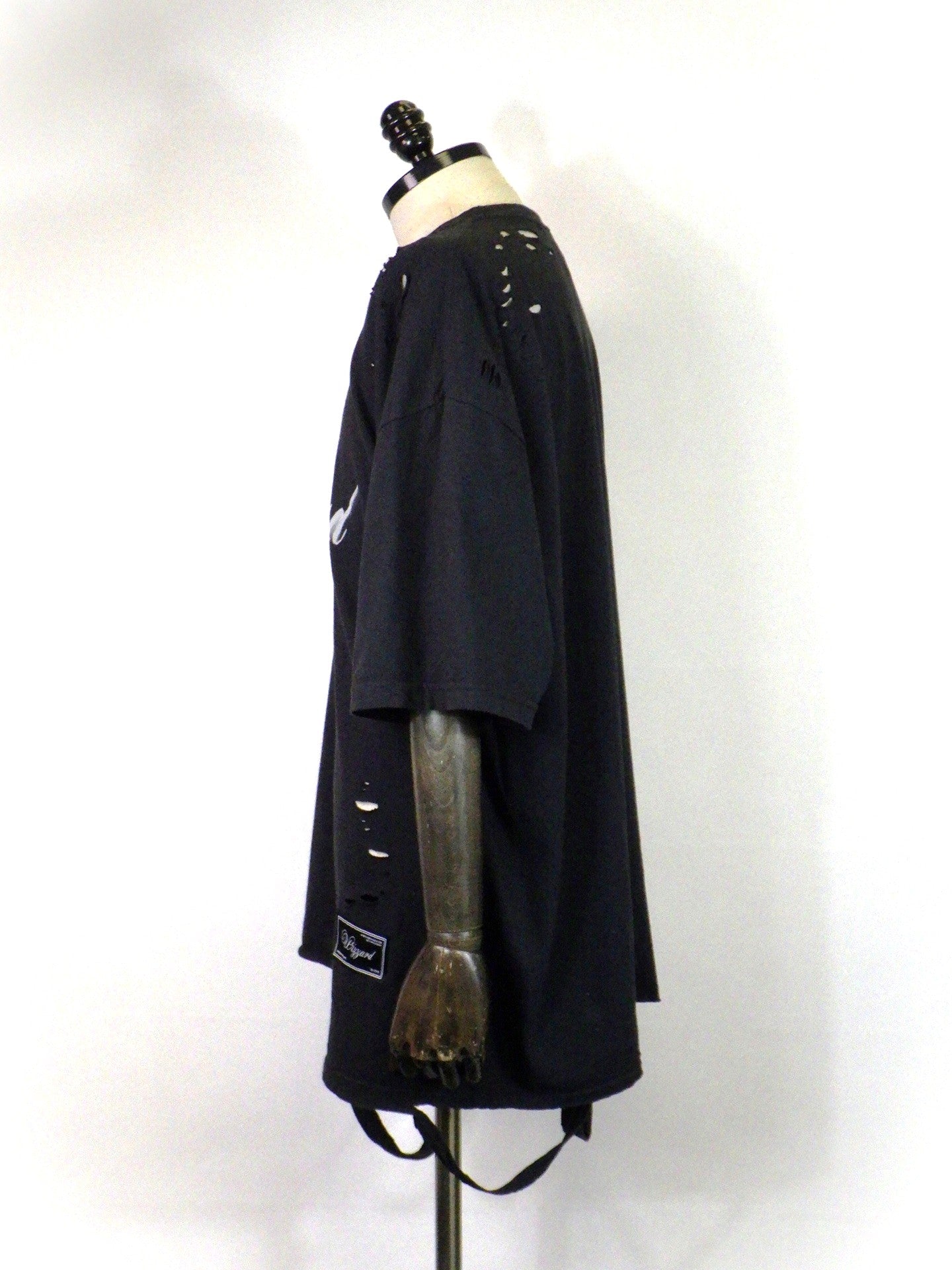 WIZZARD　ディストレスドグラフィックTシャツ　W26SS-GC050-BK